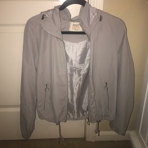 Lightweight hooded jacket